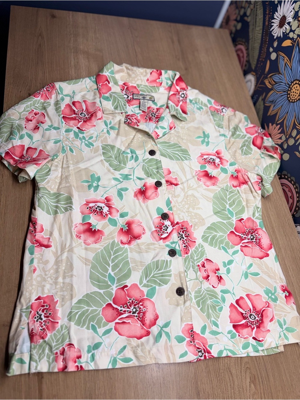 Caribbean Joe Cream Floral Hawaiian Shirt with Pink Floral Print Women's M